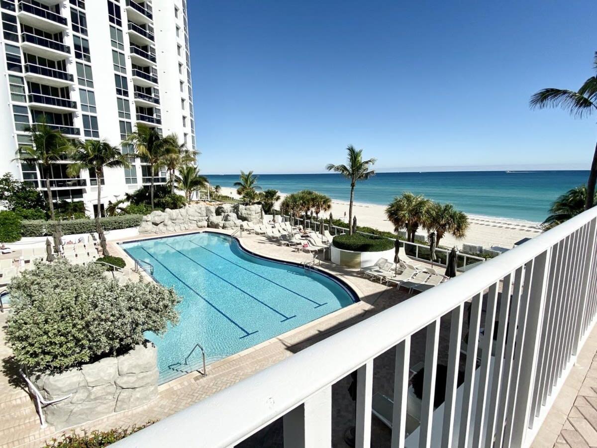 Trump International Resort By Zen Vacation Rentals Miami Beach Exteriör bild